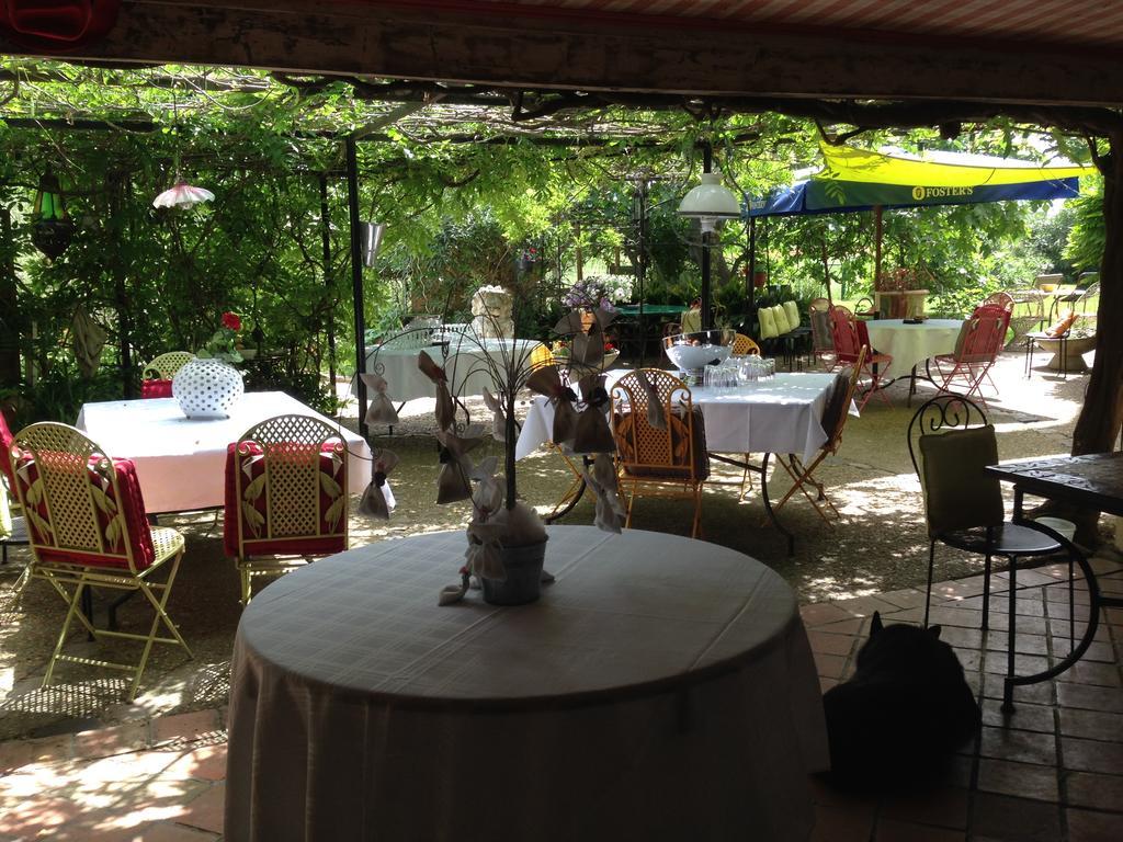 베지에 Les Jardins Du Rebaut B&B 외부 사진