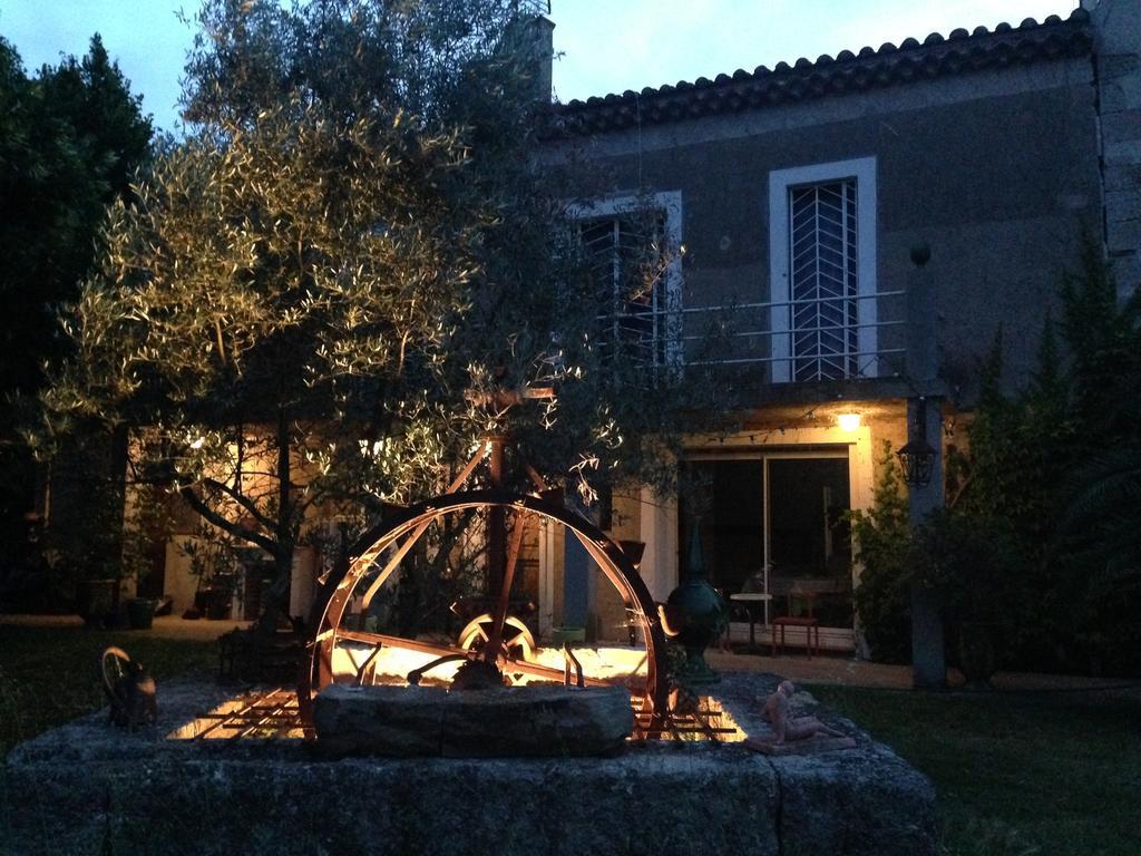 베지에 Les Jardins Du Rebaut B&B 외부 사진